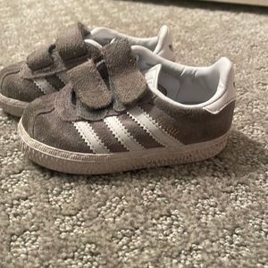 Adidas Gazelle sneakers, toddler size 5